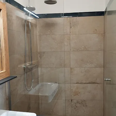 Gelbes Im Scharfrichterhaus Apartman